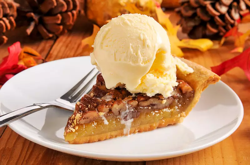 Golden Pecan Pie