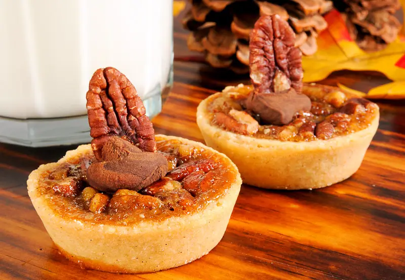 Pecan Tarts with Caramel Sauce