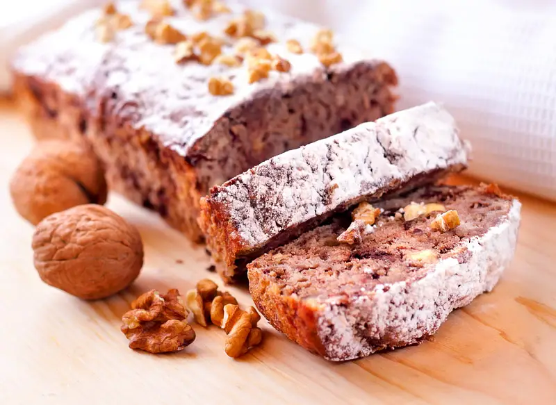 Moist Whole Wheat Banana & Walnut Bread