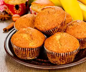 Yummy Banana Oatmeal Muffins