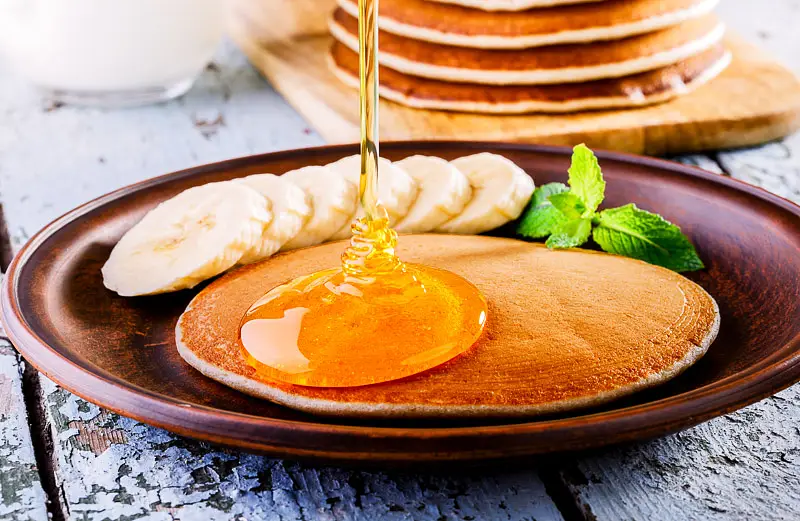 Light & Fluffy Breakfast Pancakes