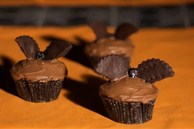 Halloween Bat Cupcakes