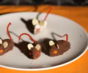 Halloween Chocolate Mice