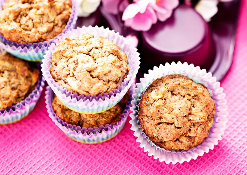 Lite Apple Oat Muffins