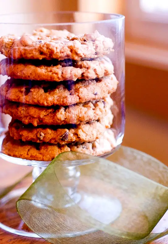 Oatmeal Chip Cookies/The Dessert Show