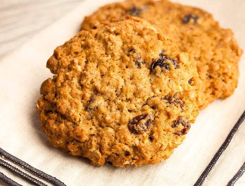 Aunt's Chocolate Chip Raisin Cookies