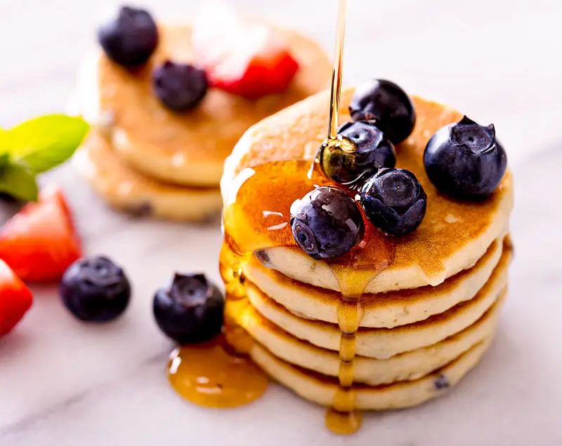 Honey-Apple Pancakes