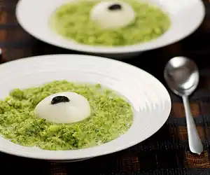 Halloween Eyeballs in Green Brains