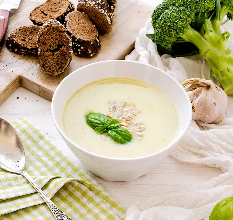 Creamy Broccoli Cheese Soup