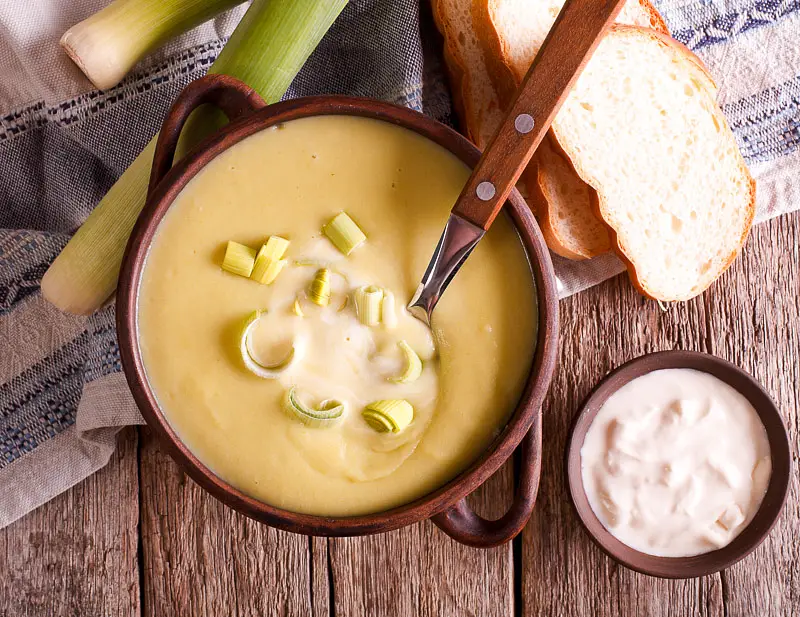 Chilled Vichyssoise/ Cold Leek & Potato Soup