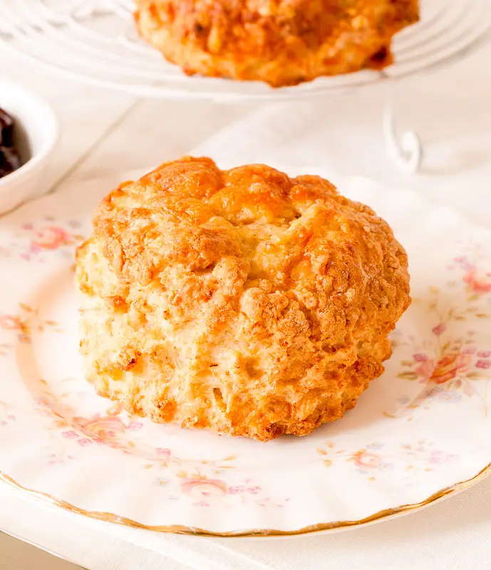 Tom's Cheddar Biscuits