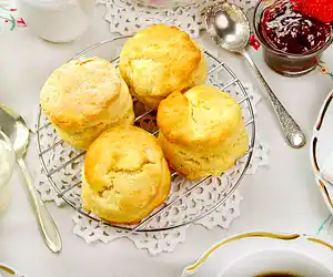 Buttery Buttermilk Biscuits