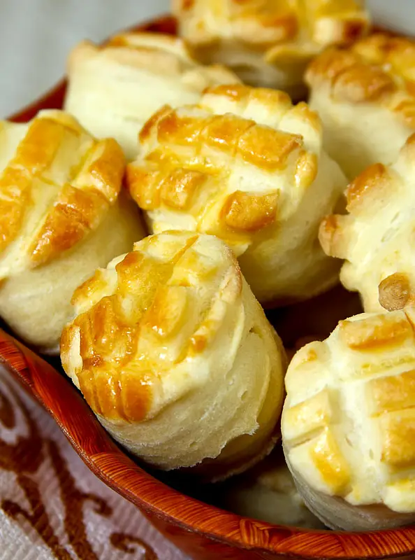 Golden Buttermilk Biscuits