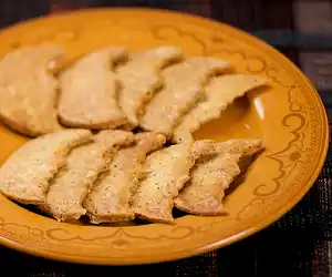 Halloween Cheddar Poppy Moon Crackers