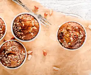 Addictive Banana Crunch Muffins