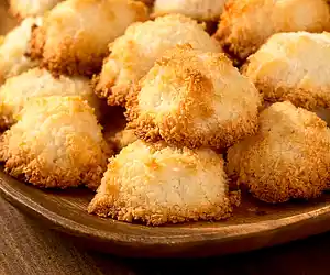 Best Coconut Macaroons