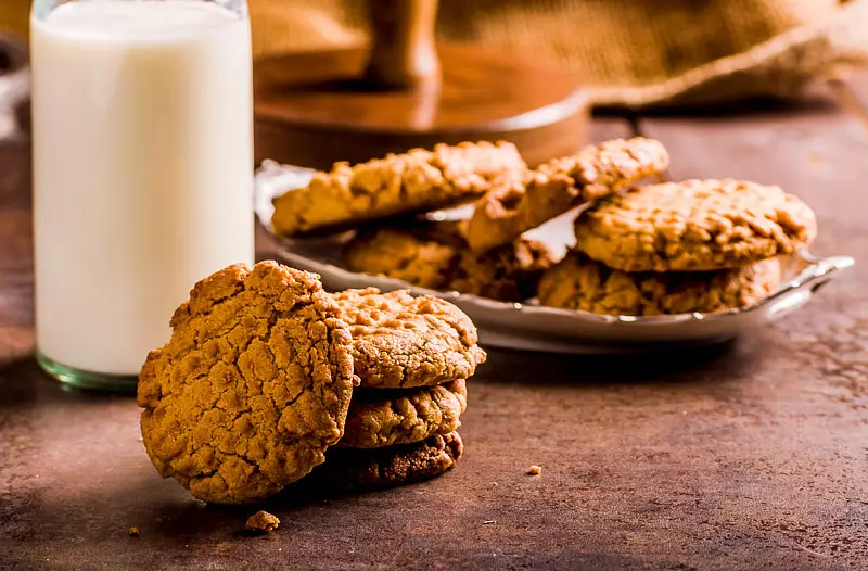 Easy Bisquick Peanut Butter Cookies