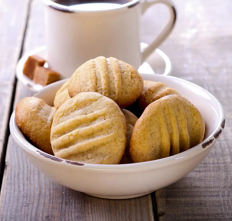Best Peanut Butter & Banana Cookies