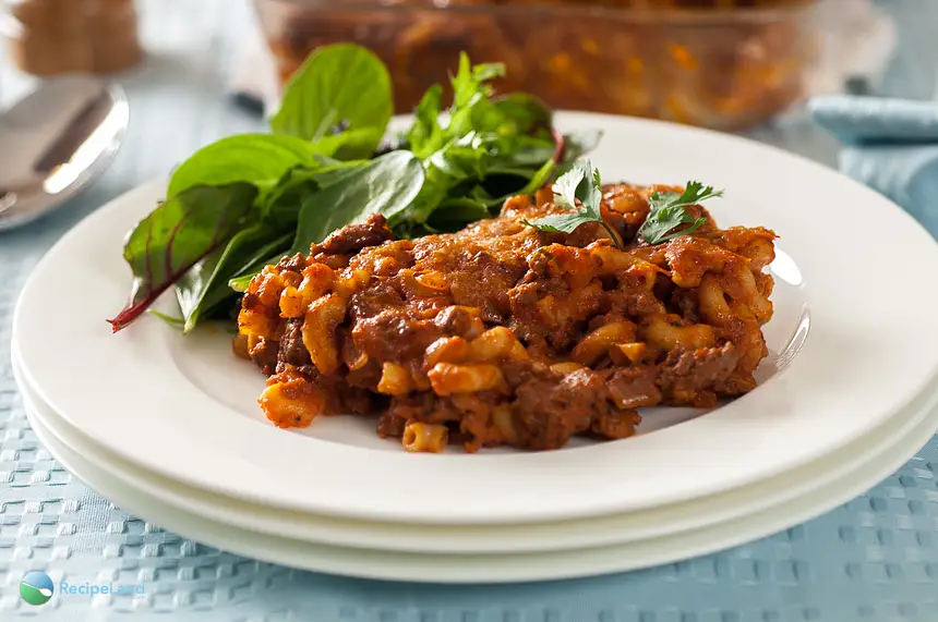 Cheesy Pizza Casserole