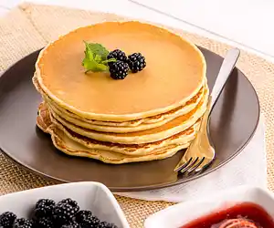 Breakfast Ricotta Pancakes 