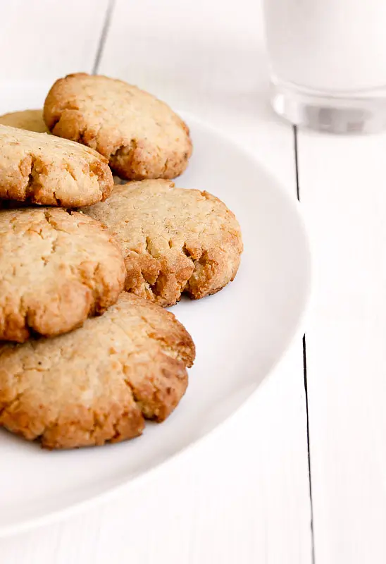 Old-Fashioned Peanut Butter Cookies