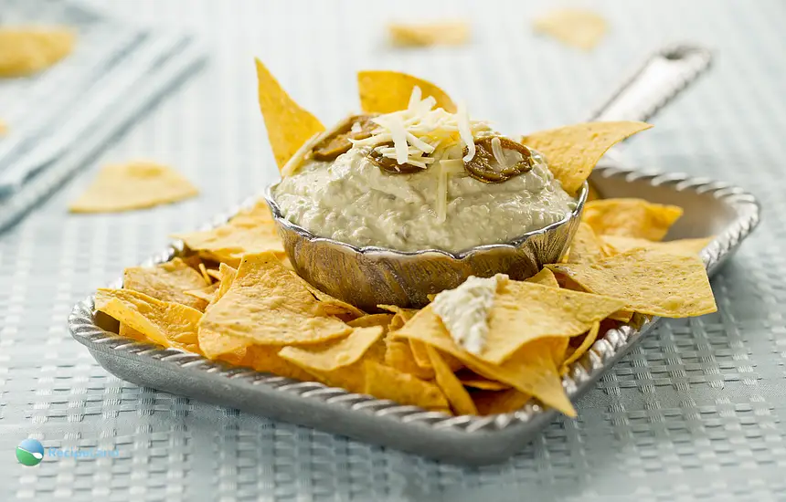 Jalepeno-Cheese Dip - Texas Style