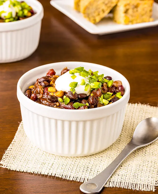 Black Bean-Chipotle Chili with Seitan