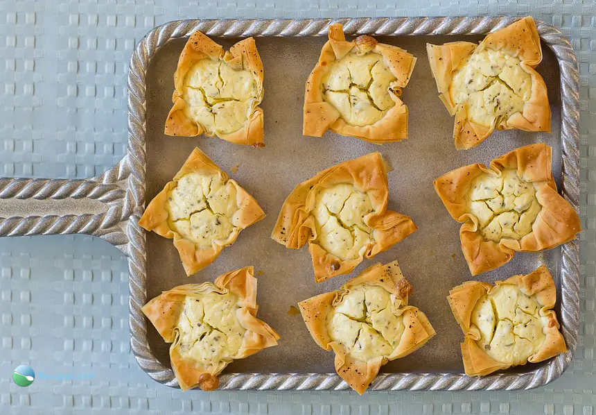 Savory Filo Cheese Cups
