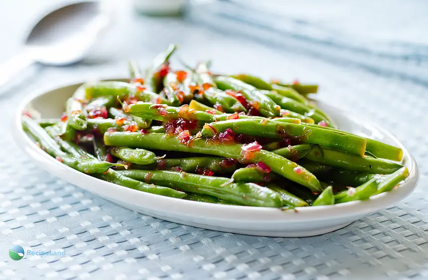 Easy Apple Cider Glazed Green Beans