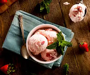 Fresh Fruit Ice Cream