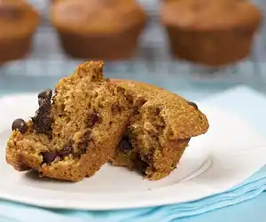 Moist Whole Wheat Pumpkin Muffins