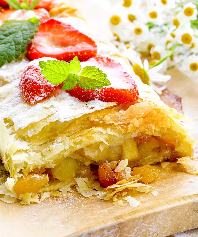 Apple-Apricot Strudel