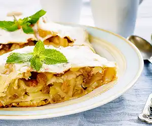 Easy Apple Strudel