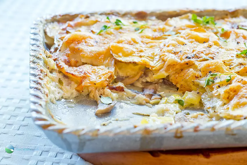 Cheesy Potato, Leek & Mushroom Gratin