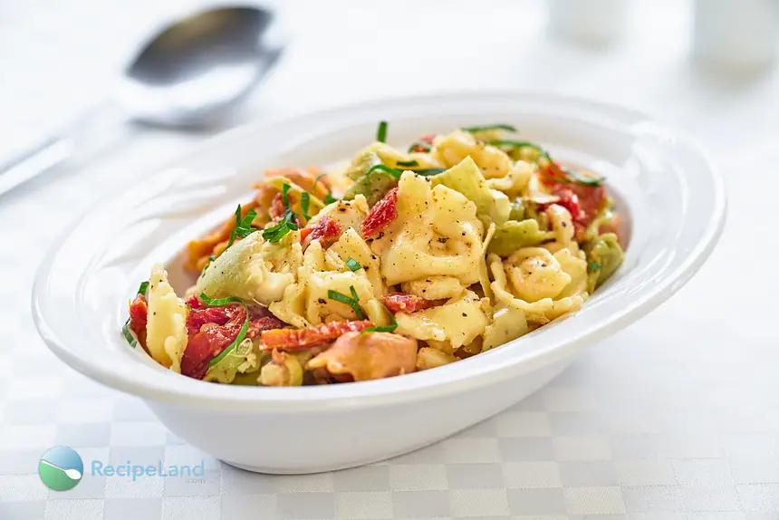 Pasta Salad with Sun-Dried Tomatoes