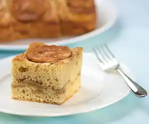 Apple Cinnamon Coffee Cake