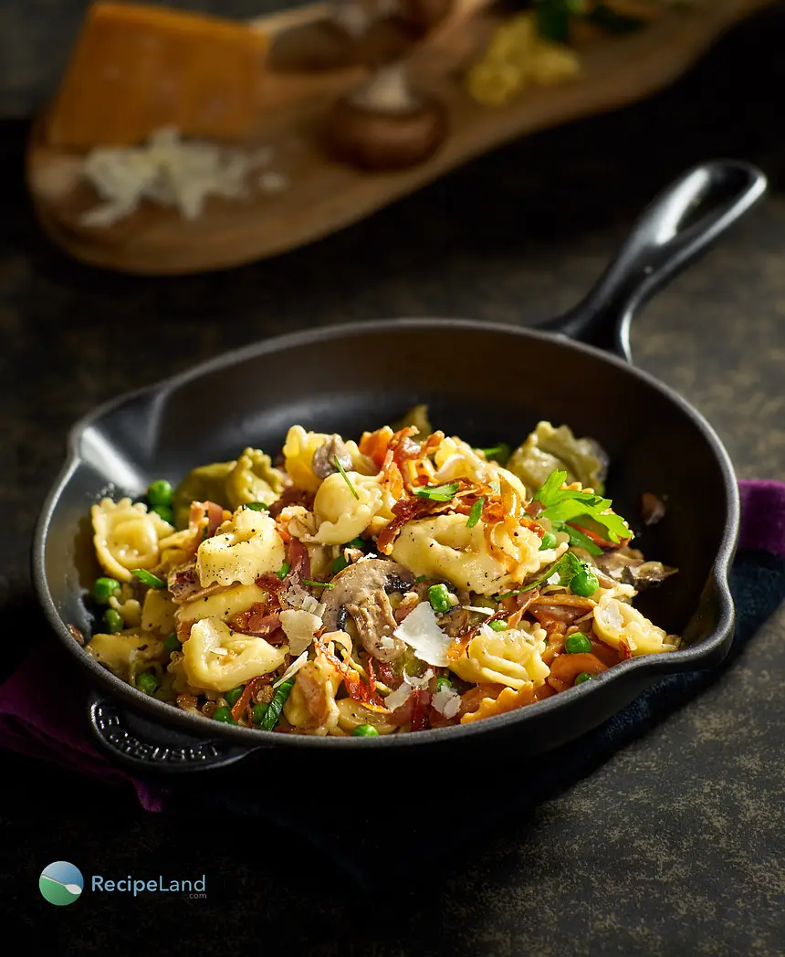 Tortellini with White Sauce