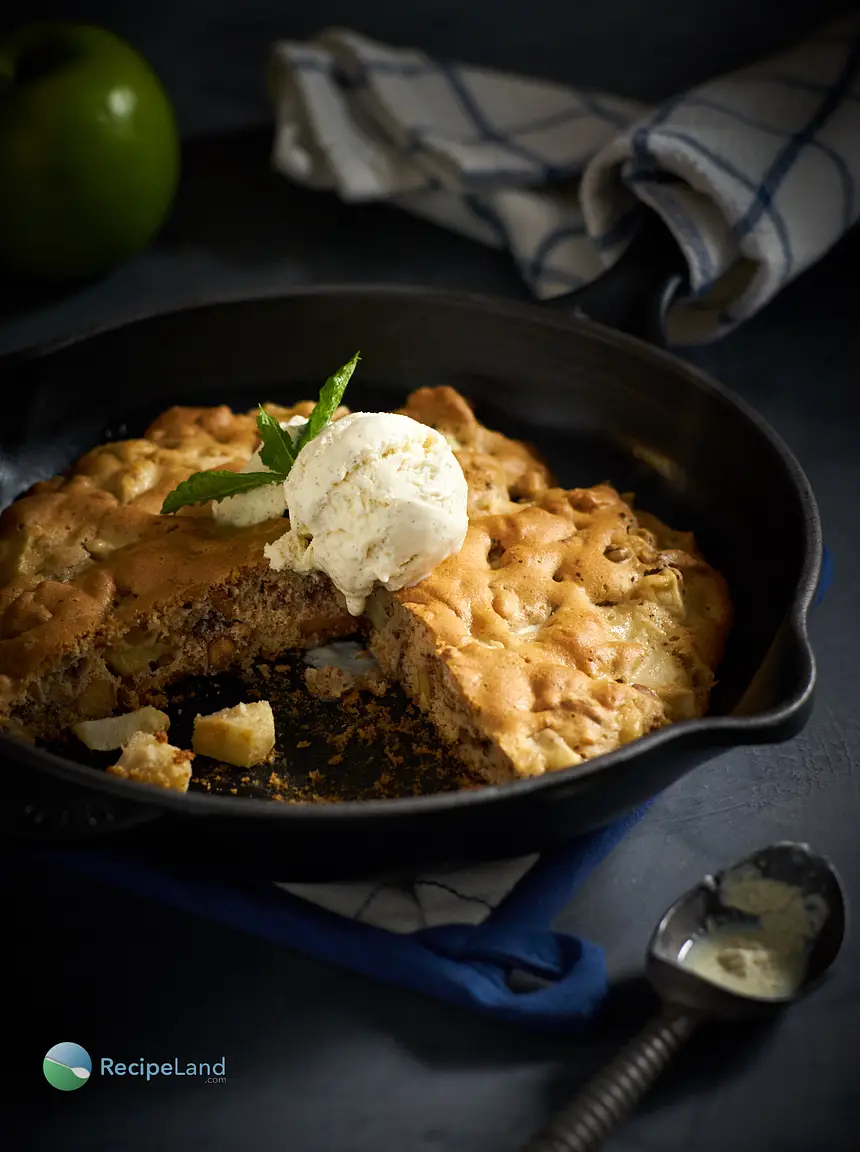 Norwegian Apple Pie for Two
