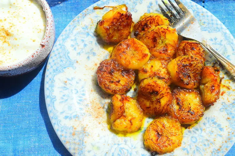 Fried Banana with Honey & Cinnamon