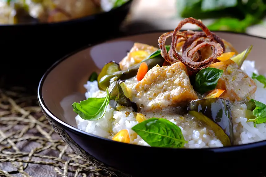 Tofu & Eggplant Green Curry