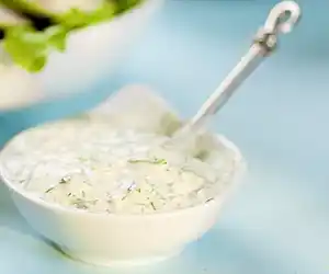 Creamy Dill Salad Dressing & Dip