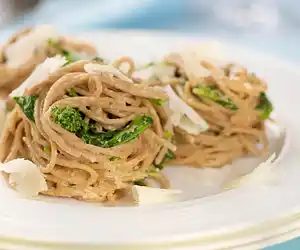 Pasta With Creamy Walnut Sauce & Rapini (Broccoli Rabe)