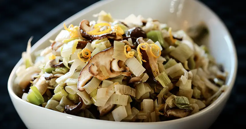Braised Leeks & Mushrooms