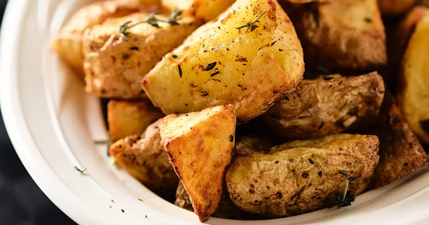 Air-fryer Crispy Thyme Roasted Potatoes