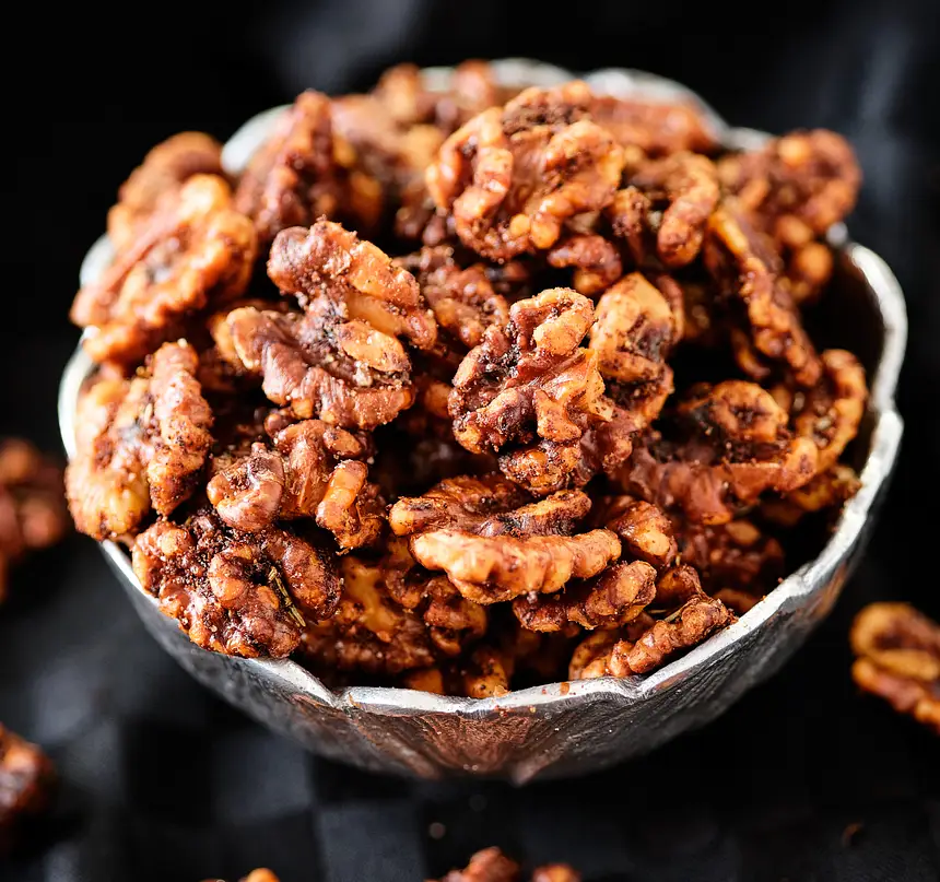 Peppy Cocktail Nuts