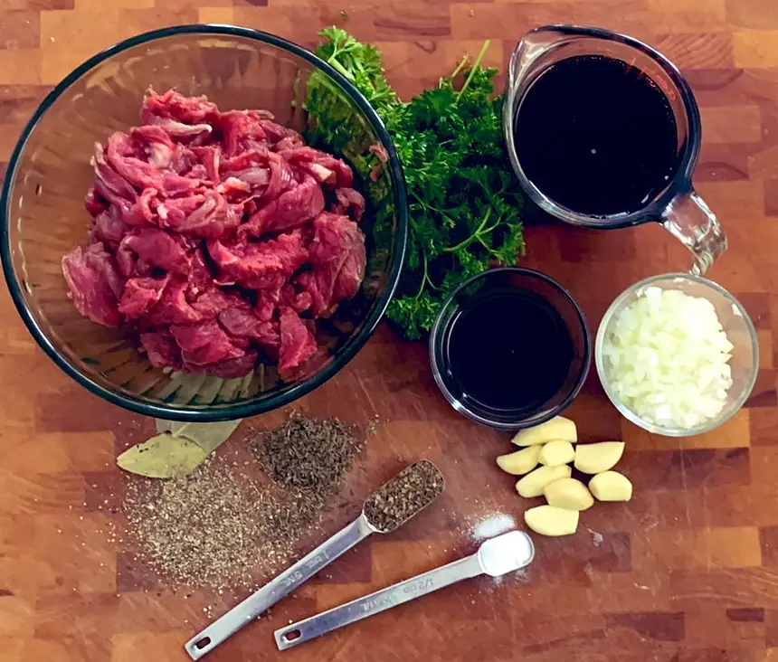 Beef and Vegetables in Red Wine Sauce