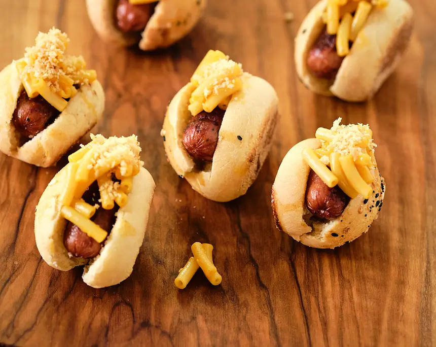Mac ‘n Cheese Cocktail Sliders