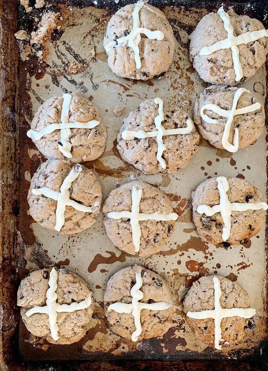 Cream Cheese Topping for Hot-Cross Buns