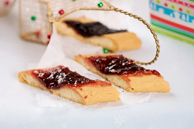Christmas Mock Thumbprints Fruit Bars