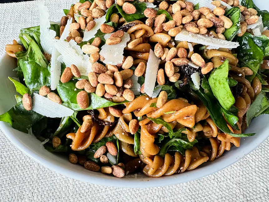 Spinach, Sun-dried Tomato, Parmesan & Pine Nut Pasta Salad